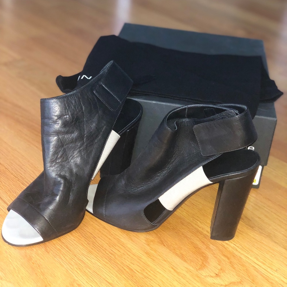 Vince Anetta Black booties. Excellent condition